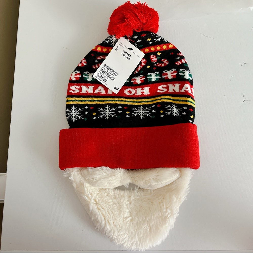 NEW H&M pompom beanie 🎅